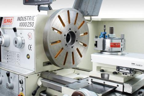 ELMAG Universal-Drehmaschine INDUSTRIE 2000/250