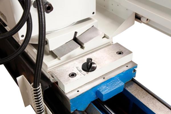 ELMAG Rundschleifmaschine Modell CG 1500
